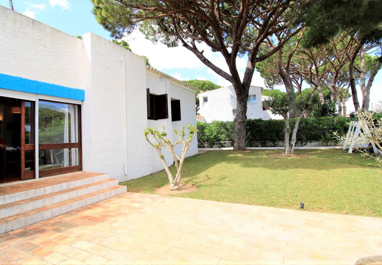 Villa em Albufeira - ALBUFEIRA TRADITIONAL VILLA WITH POOL by HOMING