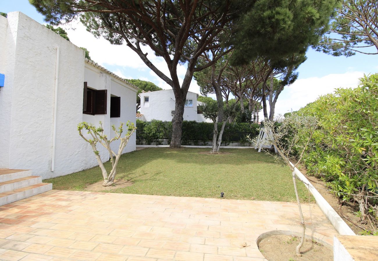 Villa em Albufeira - ALBUFEIRA TRADITIONAL VILLA WITH POOL by HOMING