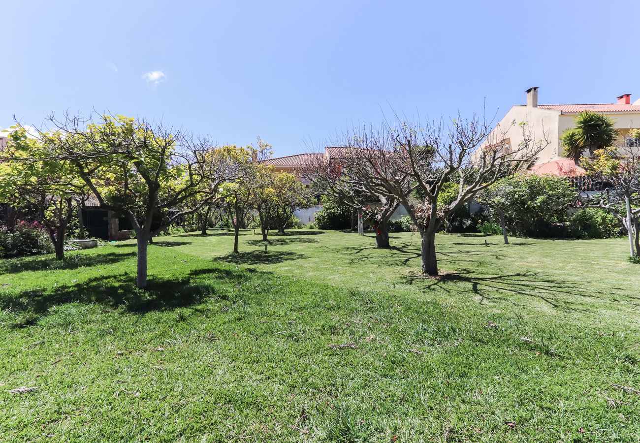 Apartamento em Aldeia de Juzo - GUINCHO TYPICAL HOUSE II by HOMING