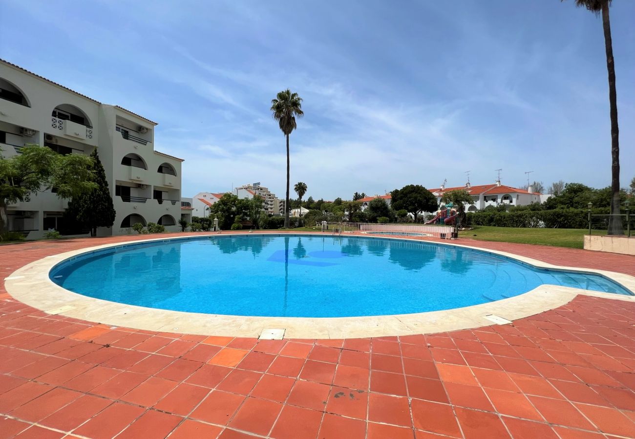 Apartamento em Albufeira - ALBUFEIRA TWINS 1 WITH POOL by HOMING