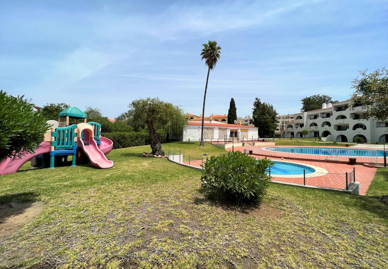 Apartamento em Albufeira - ALBUFEIRA TWINS 1 WITH POOL by HOMING