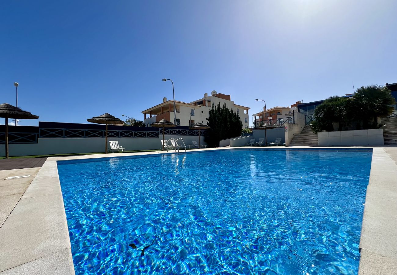 Apartamento em Albufeira - ALBUFEIRA MODERN 2 WITH POOL by HOMING