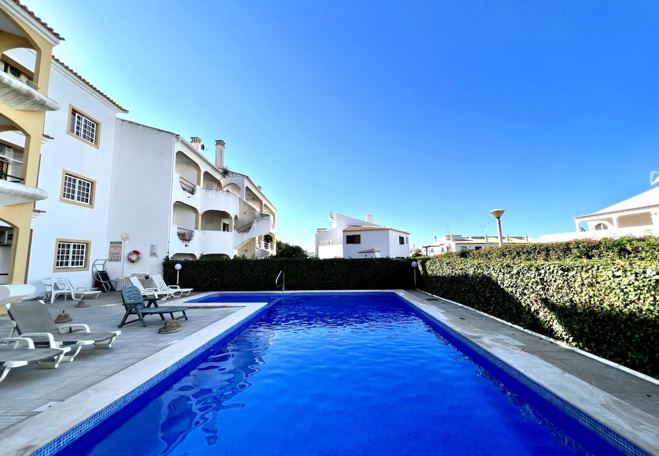 Apartamento em Quarteira - QUARTEIRA CLASSIC WITH POOL by HOMING