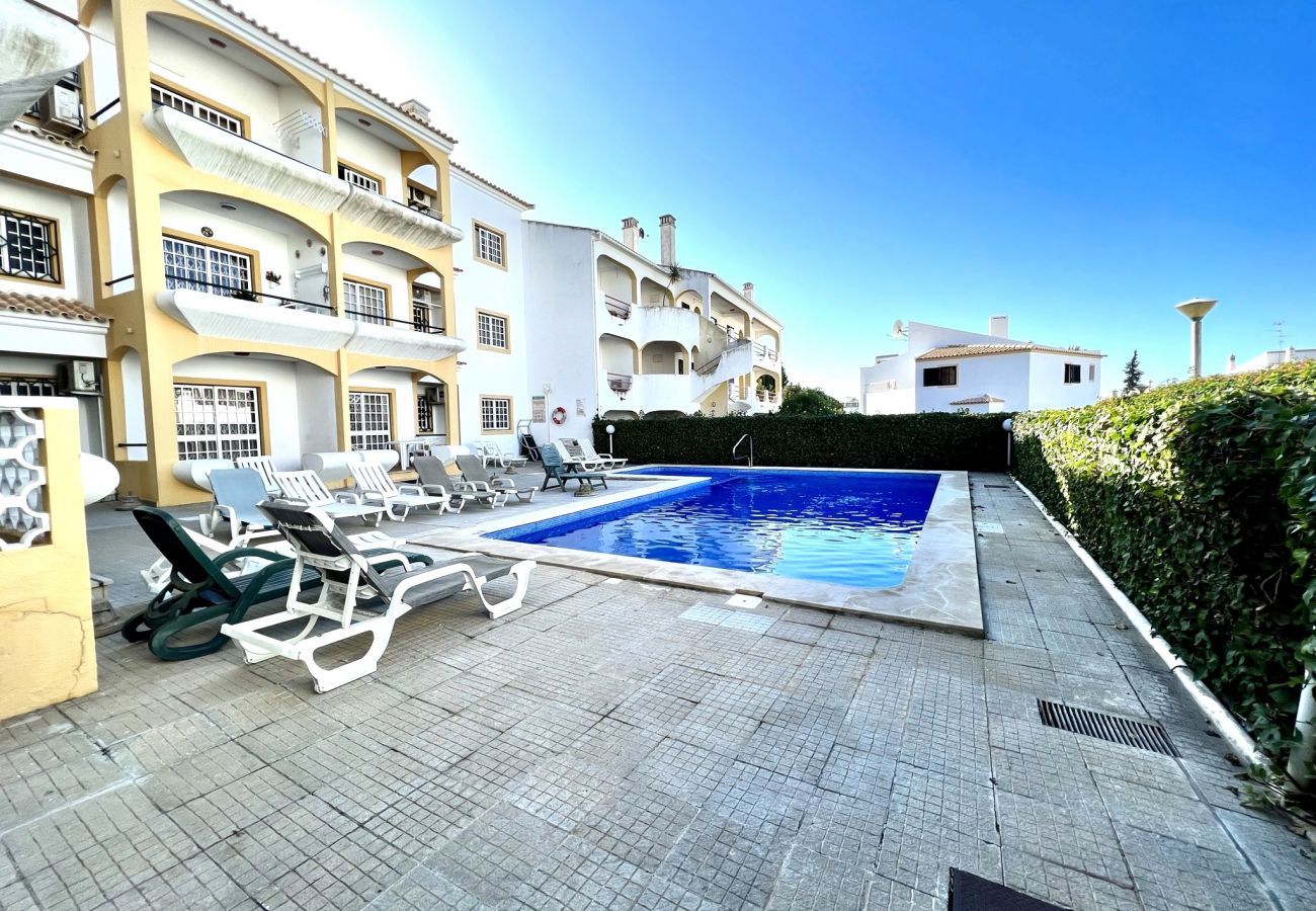 Apartamento em Quarteira - QUARTEIRA CLASSIC WITH POOL by HOMING