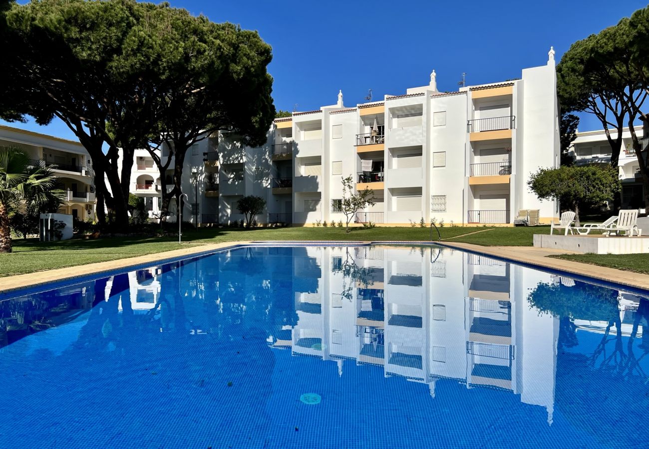 Apartamento em Vilamoura - VILAMOURA GARDEN VIEW 1 WITH POOL by HOMING