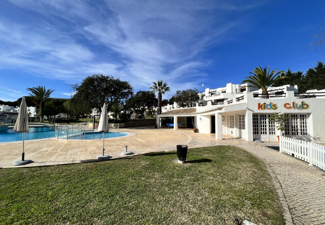 Apartamento em Albufeira - ALBUFEIRA BALAIA GOLF VILLAGE 1 WITH POOL by HOMIN