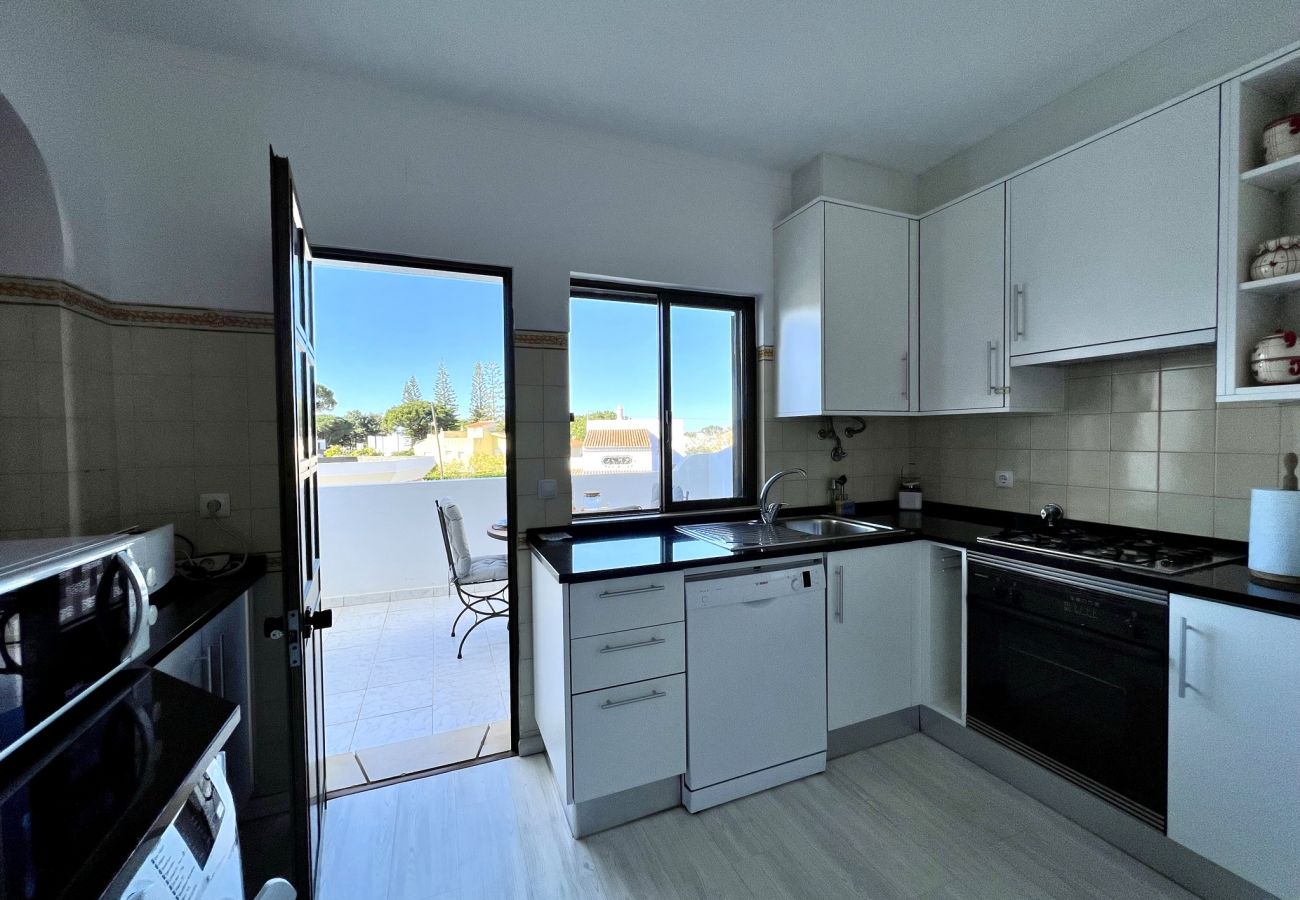 Apartamento em Vilamoura - VILAMOURA BRIGHTNESS APARTMENT WITH POOL by HOMING