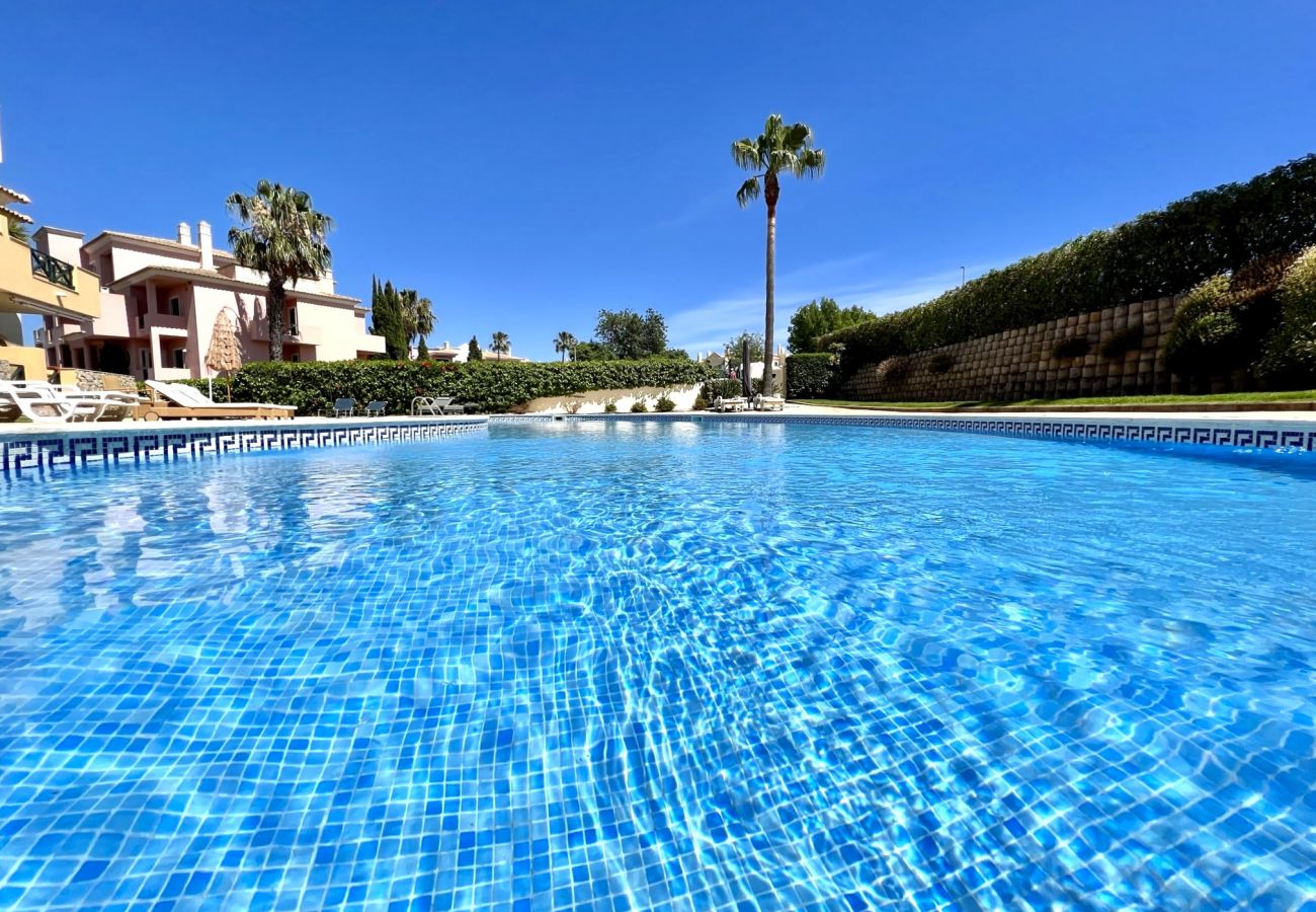 Apartamento em Albufeira - ALBUFEIRA VALLEY 2 WITH POOL by HOMING