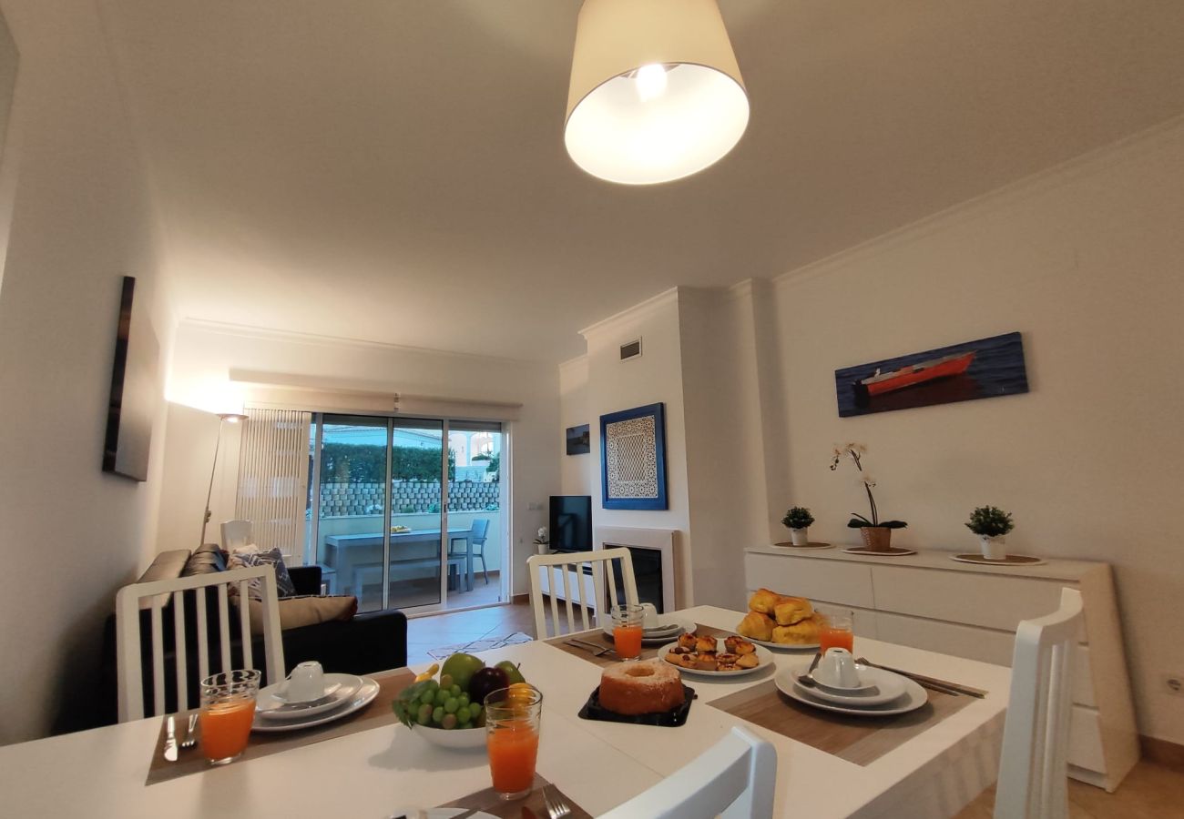 Apartamento em Albufeira - ALBUFEIRA VALLEY 2 WITH POOL by HOMING