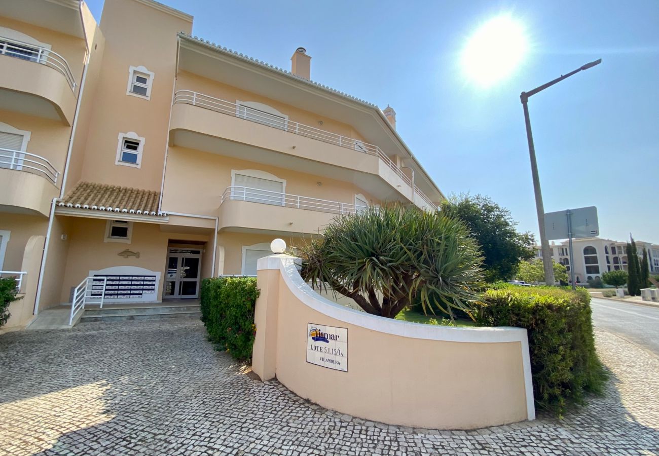 Apartamento em Vilamoura - VILAMOURA TYPICAL 2 WITH POOL by HOMING