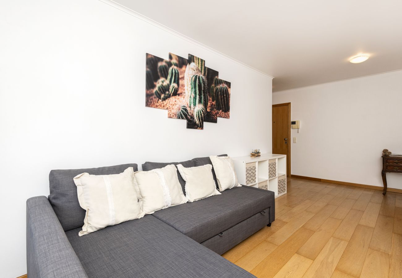 Apartamento em Lisboa - OLAIAS DESIGN by HOMING