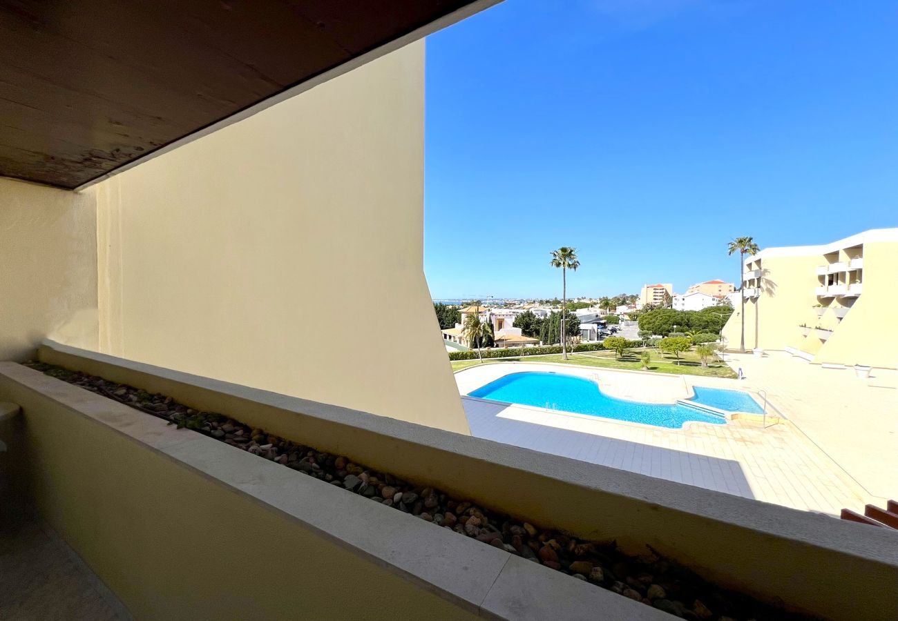 Apartamento em Galé - ALBUFEIRA CONCEPT 2 WITH POOL by HOMING