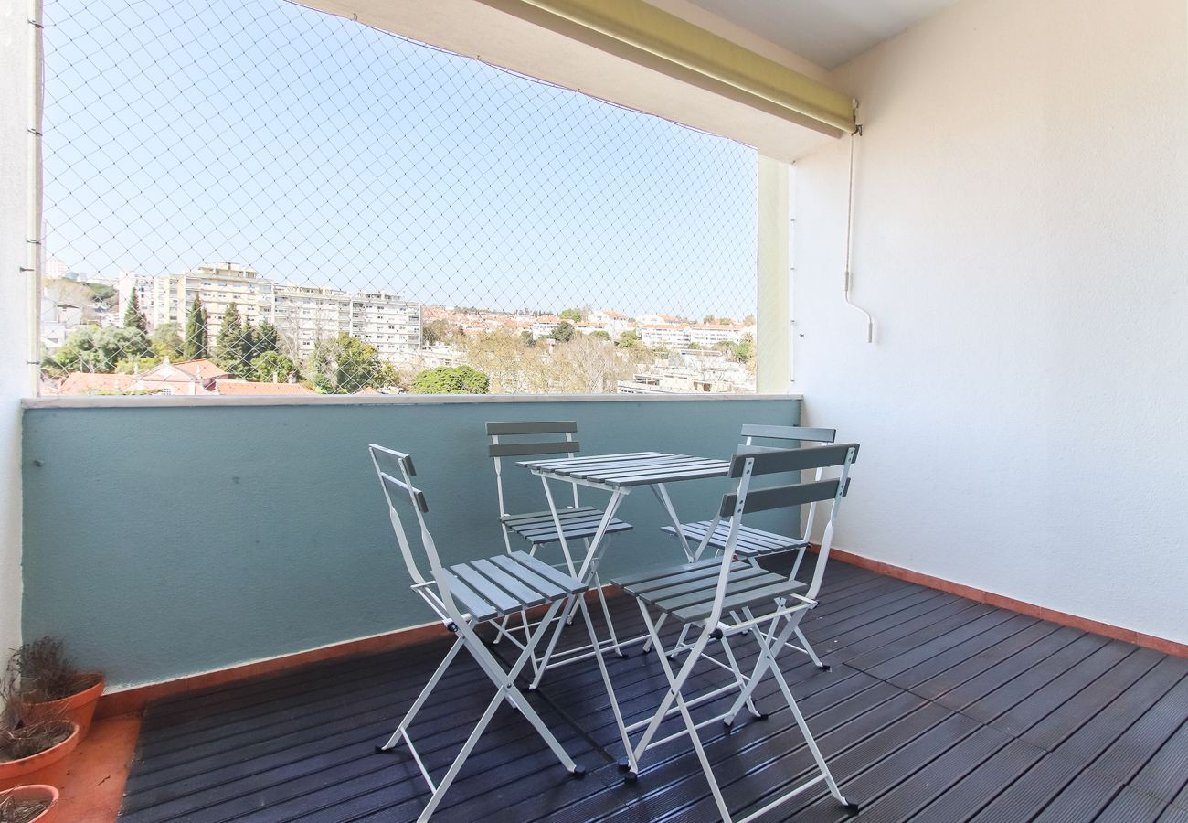 Apartamento em Lisboa - OLIVAIS BALCONY by HOMING