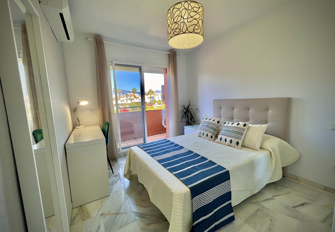 Casa geminada em Estepona - MARBELLA VISTAZUR with POOL by HOMING