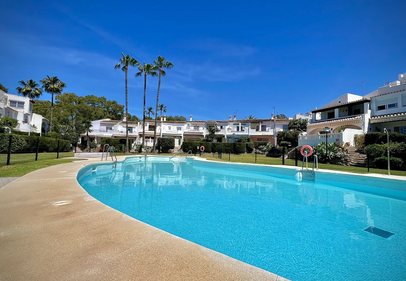 Casa geminada em Estepona - MARBELLA VISTAZUR with POOL by HOMING