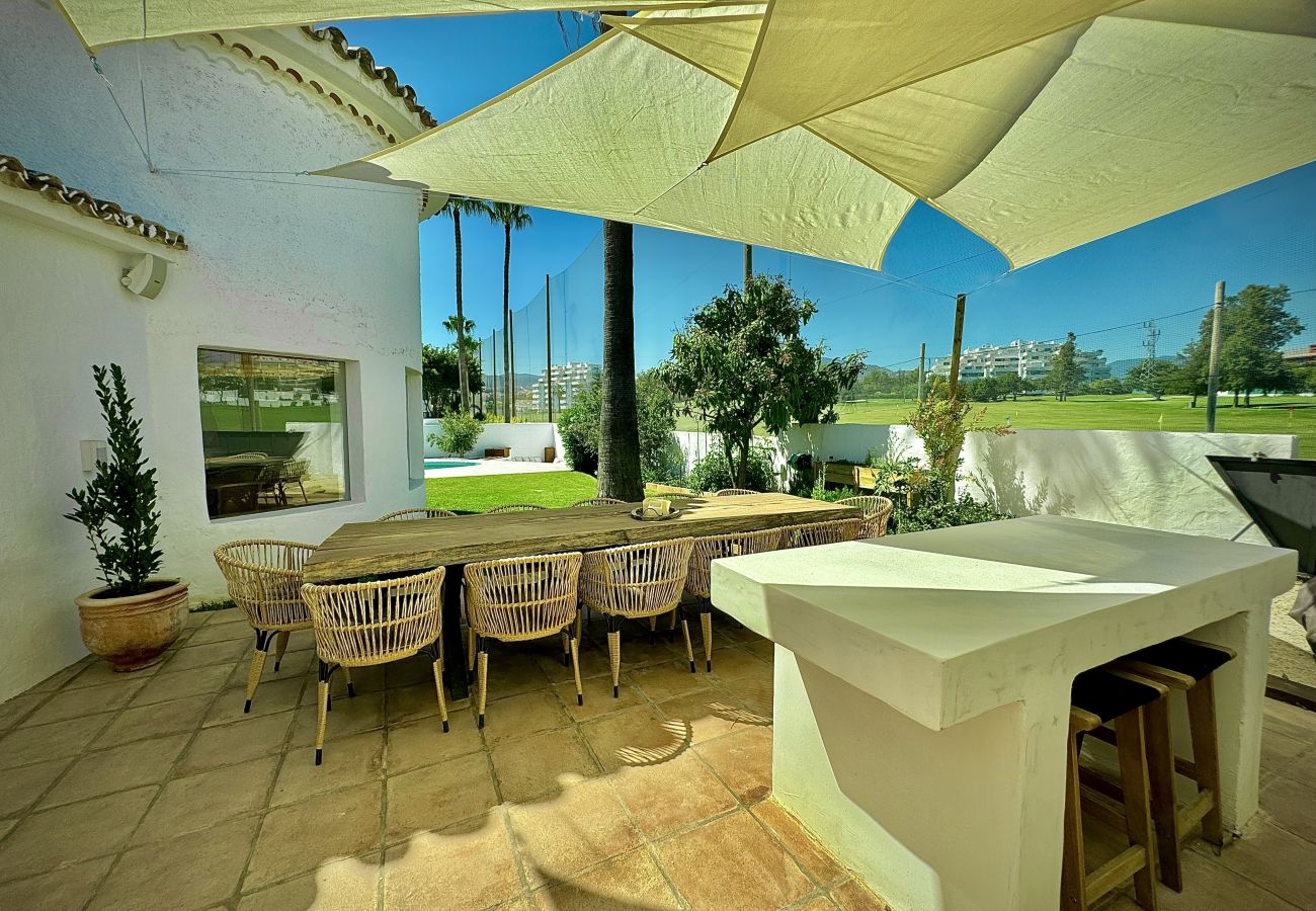 Villa em Marbella - MARBELLA VILLA GUADALMINA GOLF by HOMING