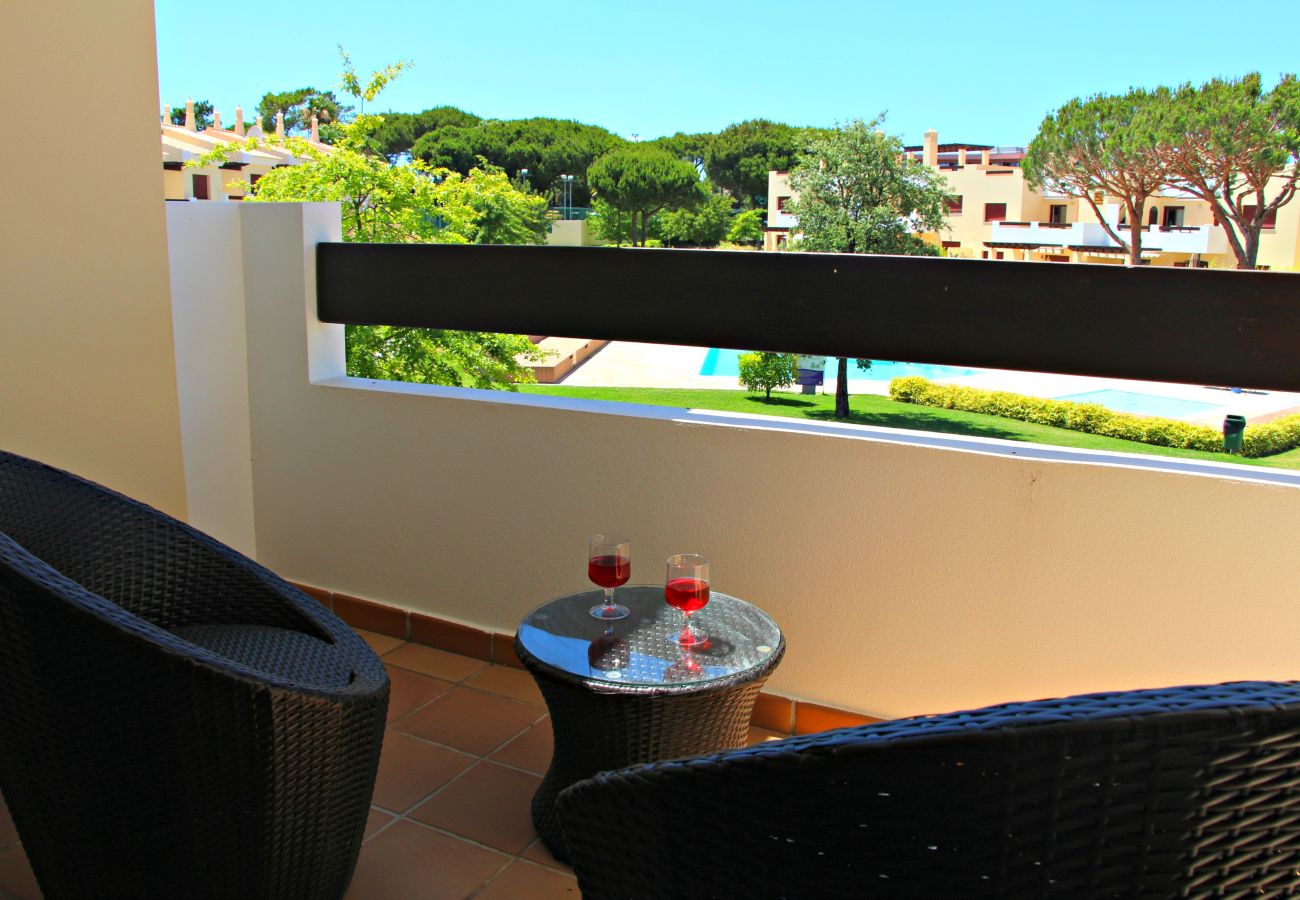 Casa geminada em Quarteira - VILAMOURA TYPICAL 3 WITH POOL by HOMING