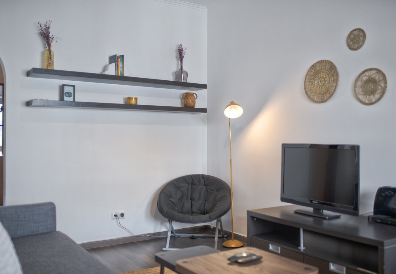 Apartamento em Lisboa - AJUDA TYPICAL by HOMING