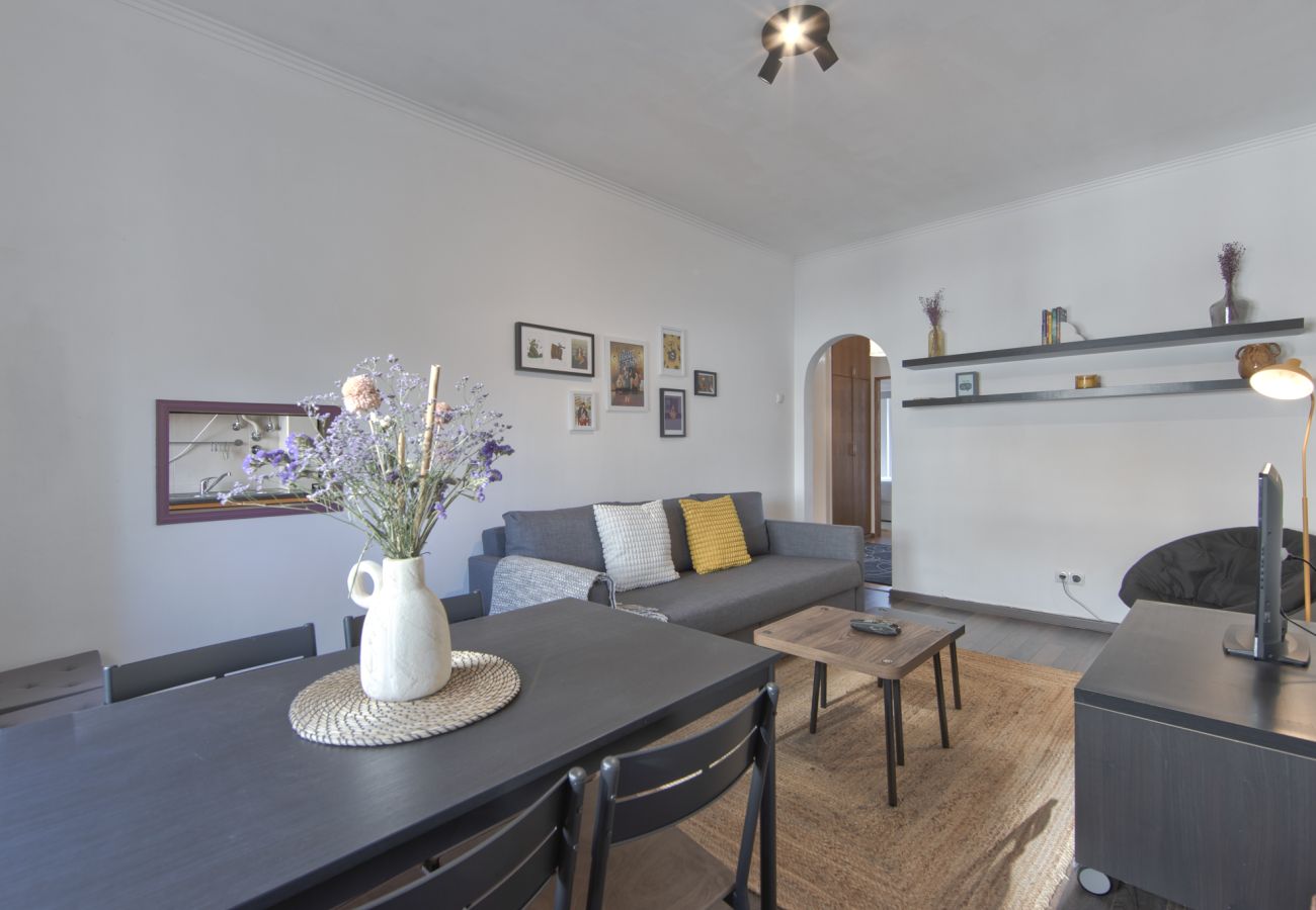 Apartamento em Lisboa - AJUDA TYPICAL by HOMING