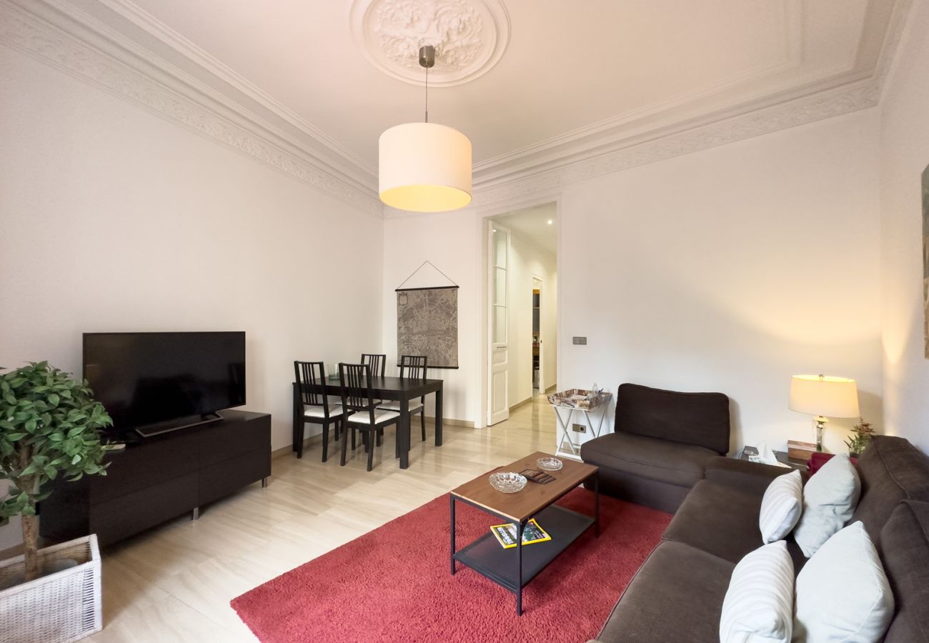 Apartment in Barcelona - PASSEIG DE GRACIA, with large terrace