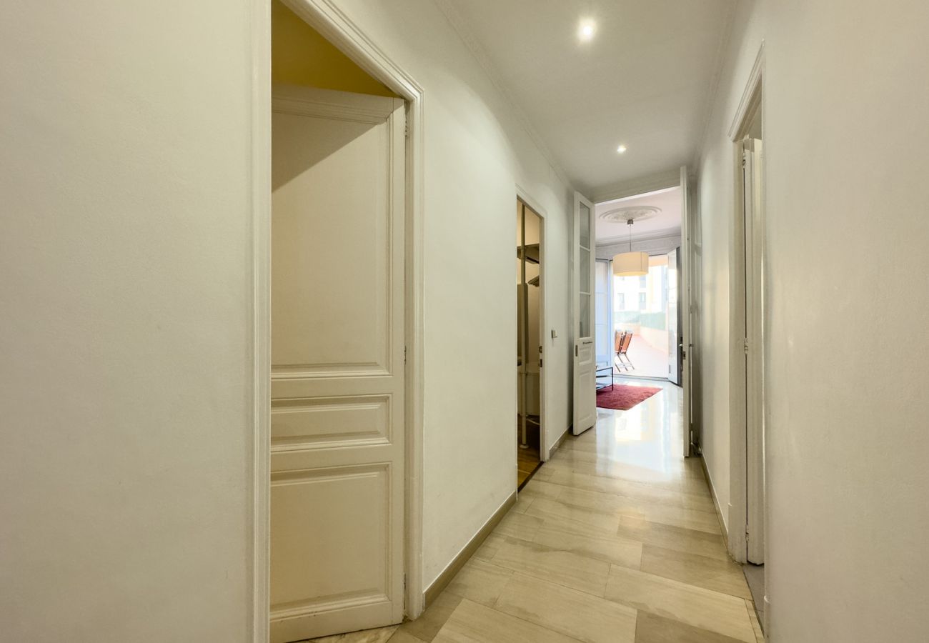 Apartment in Barcelona - PASSEIG DE GRACIA, with large terrace