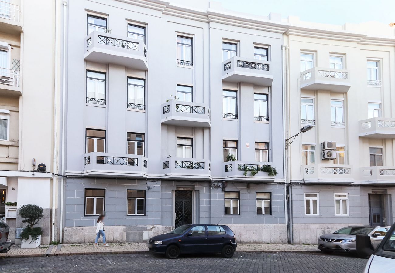 Apartment in Lisbon - MARQUES DE POMBAL DUPLEX WITH TERRACE by HOMING