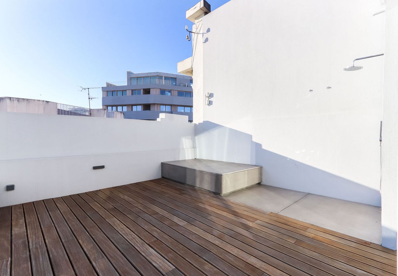 Apartment in Lisbon - MARQUES DE POMBAL DUPLEX WITH TERRACE by HOMING