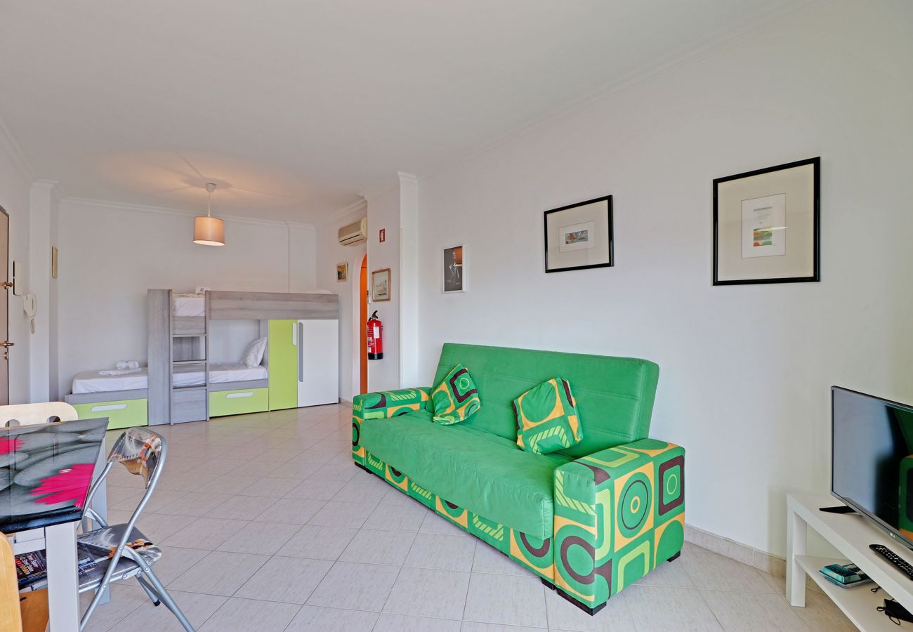 Apartment in Armação de Pêra - ARMAÇÃO DE PERA CENTRAL by HOMING