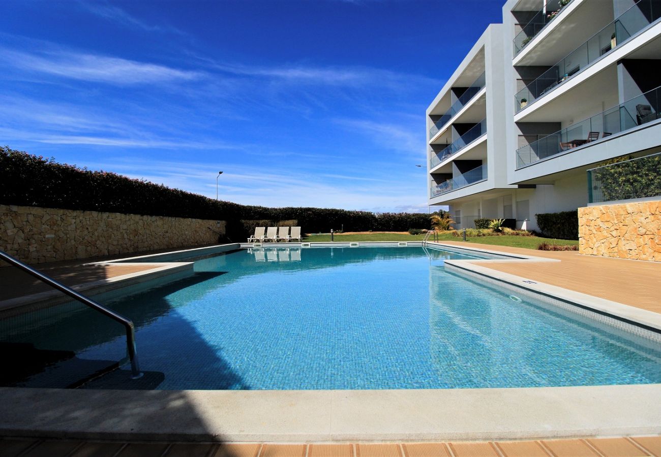 Apartment in Albufeira - ALBUFEIRA PRESTIGE WITH POOL by HOMING