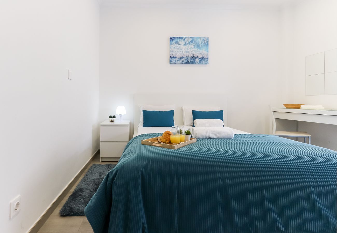 Rent by room in Lisbon - DOWNTOWN PALMA SUITES 304 by HOMING