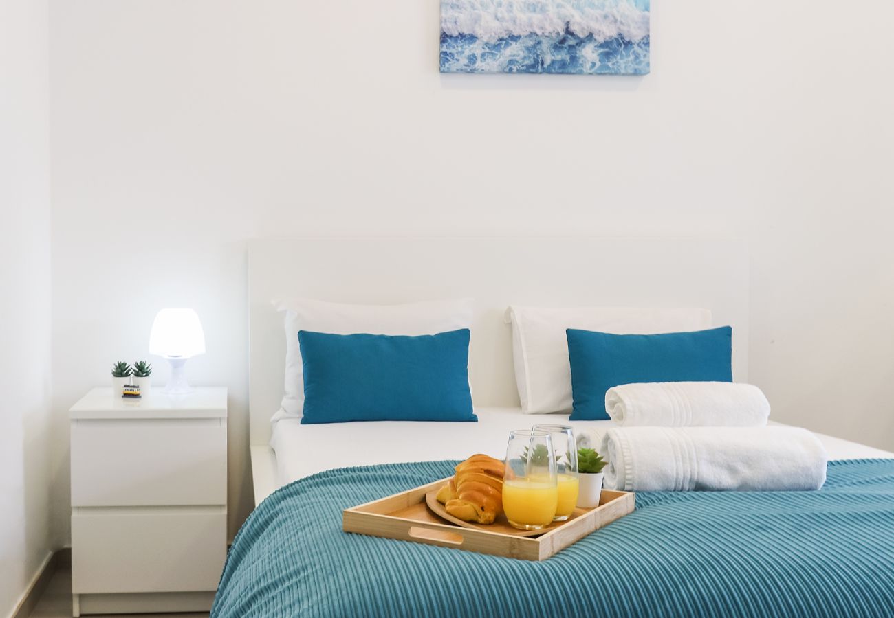 Rent by room in Lisbon - DOWNTOWN PALMA SUITES 304 by HOMING