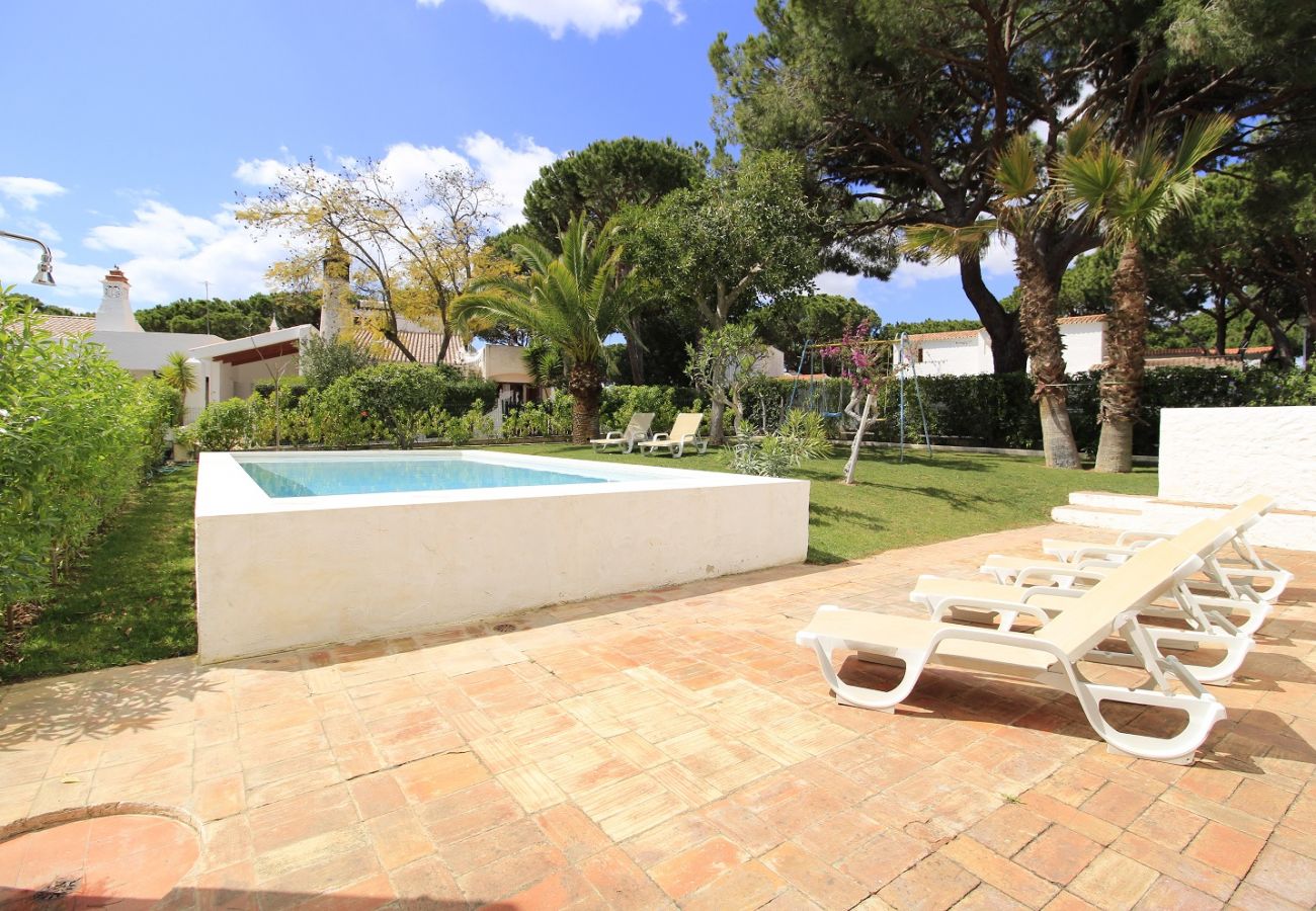 Villa in Albufeira - ALBUFEIRA TRADITIONAL VILLA WITH POOL by HOMING