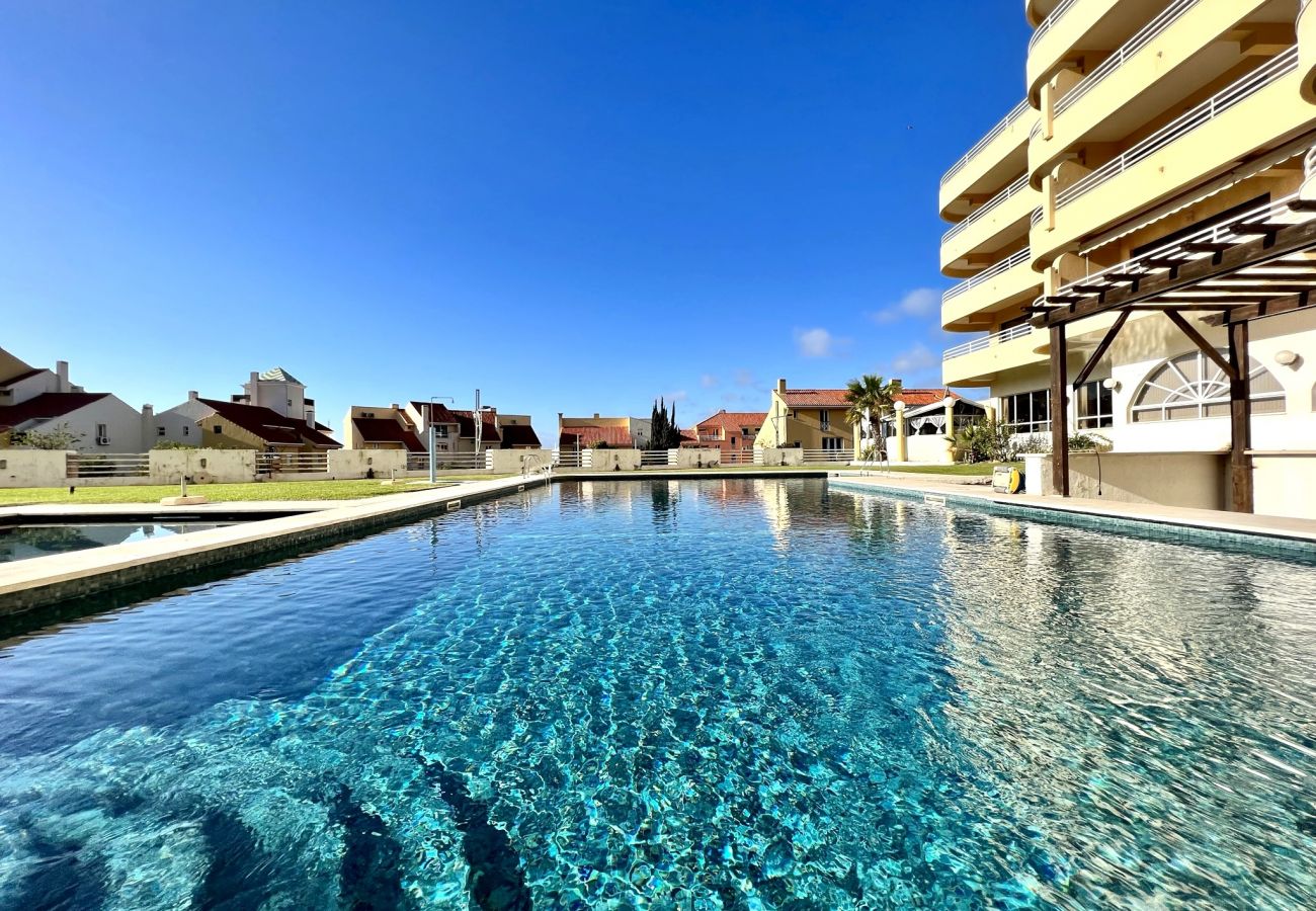 Apartment in Vilamoura - VILAMOURA MARINA MAR 1 WITH POOL by HOMING