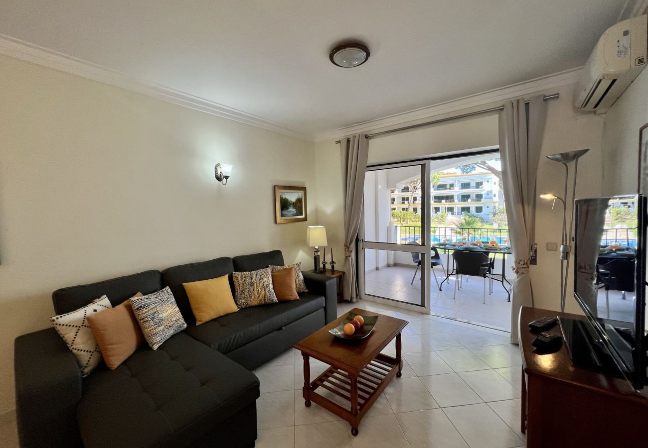 Apartment in Vilamoura - VILAMOURA GARDEN VIEW 1 WITH POOL by HOMING