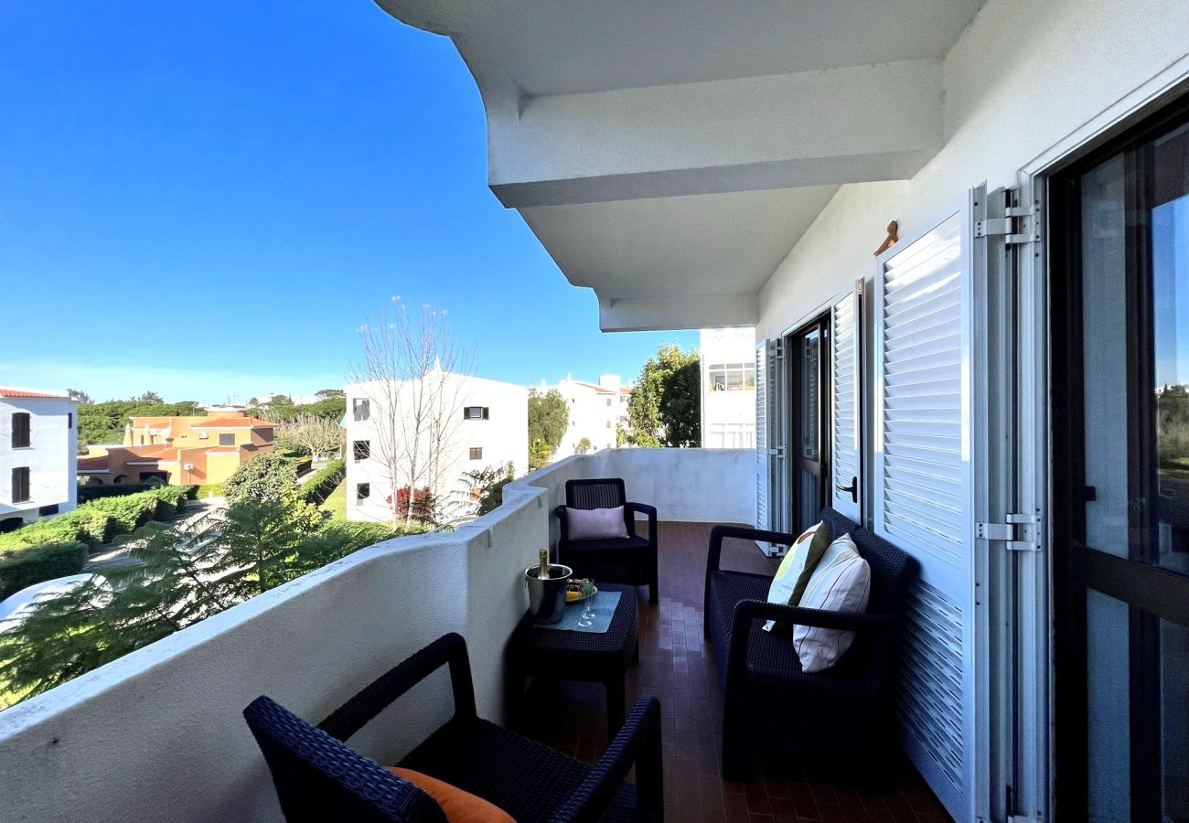 Apartment in Vilamoura - VILAMOURA COSY 4 WITH POOL by HOMING