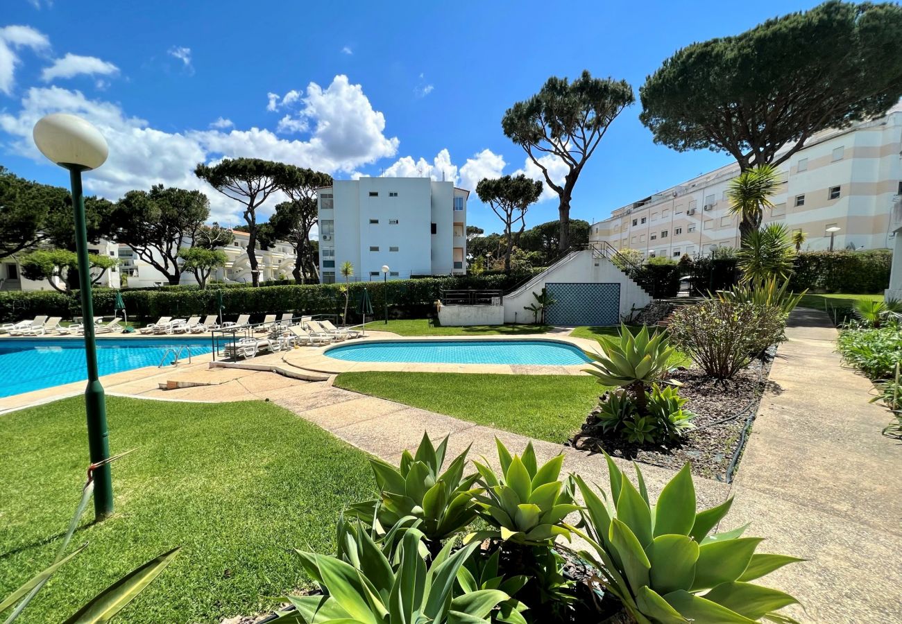 Apartment in Vilamoura - VILAMOURA COSY 4 WITH POOL by HOMING