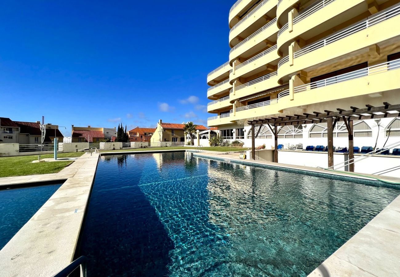 Apartment in Vilamoura - VILAMOURA MARINA MAR 2 WITH POOL by HOMING