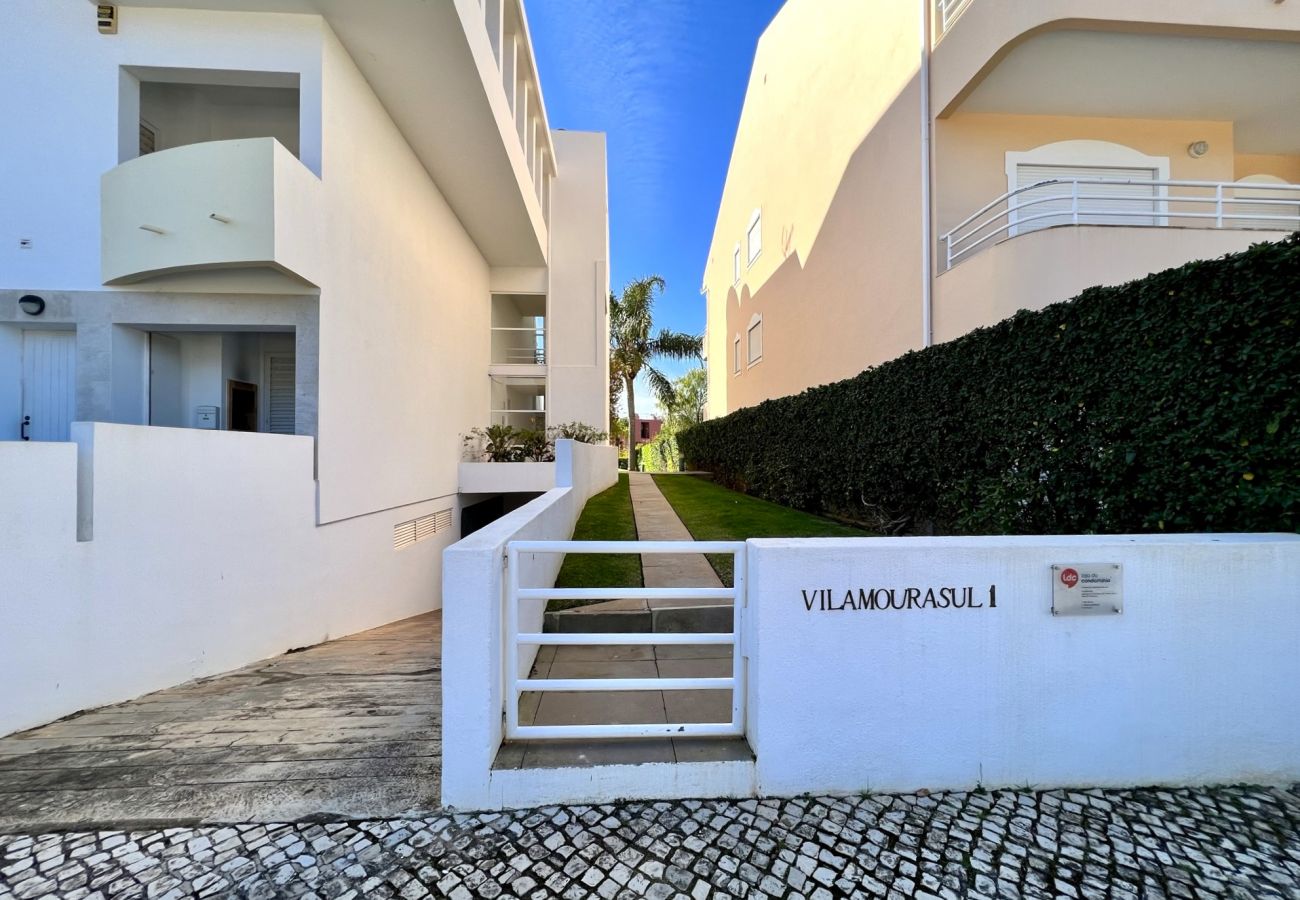 Apartment in Vilamoura - VILAMOURA COLORS WITH POOL by HOMING