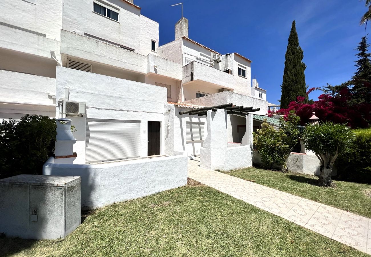 Apartment in Armação de Pêra - ARMAÇÃO DE PÊRA TWINS 3 WITH POOL by HOMING