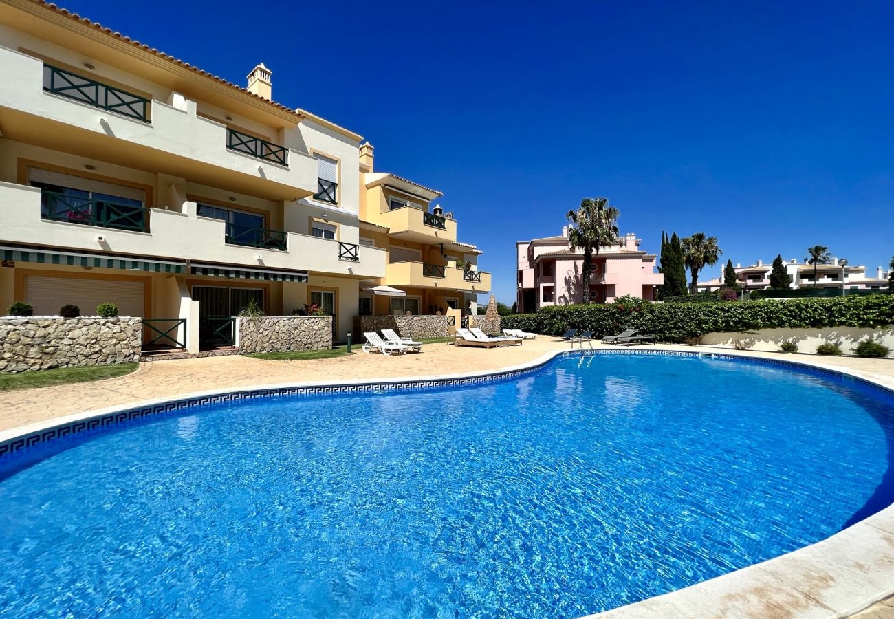 Apartment in Albufeira - ALBUFEIRA VALLEY 2 WITH POOL by HOMING