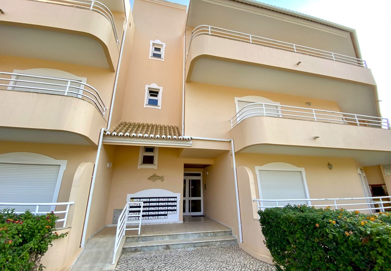 Apartment in Vilamoura - VILAMOURA TYPICAL 2 WITH POOL by HOMING