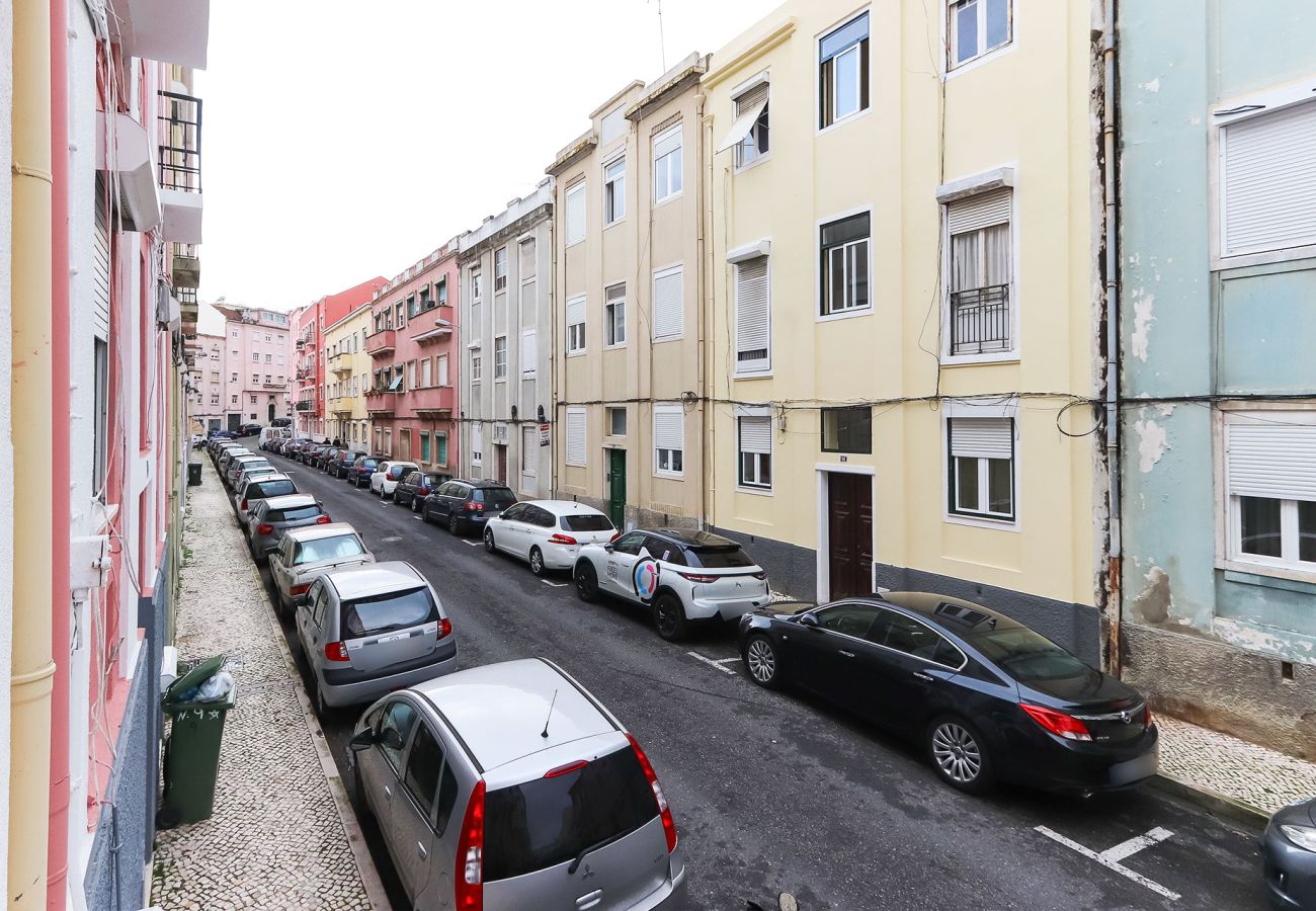 Apartment in Lisbon - LISBON TYPICAL by HOMING