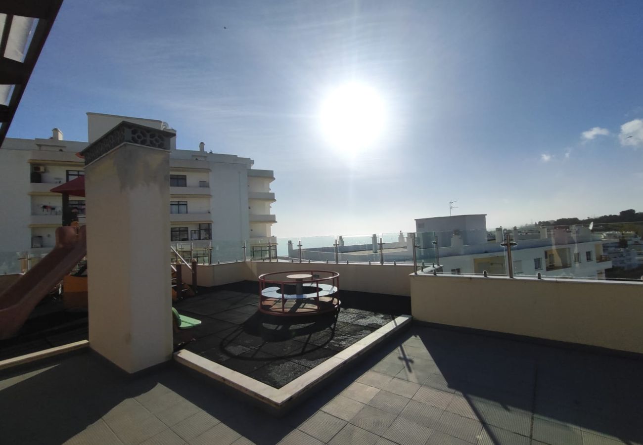 Apartment in Armação de Pêra - ARMAÇÃO DE PÊRA OCEAN TERRACE WITH POOL by HOMING