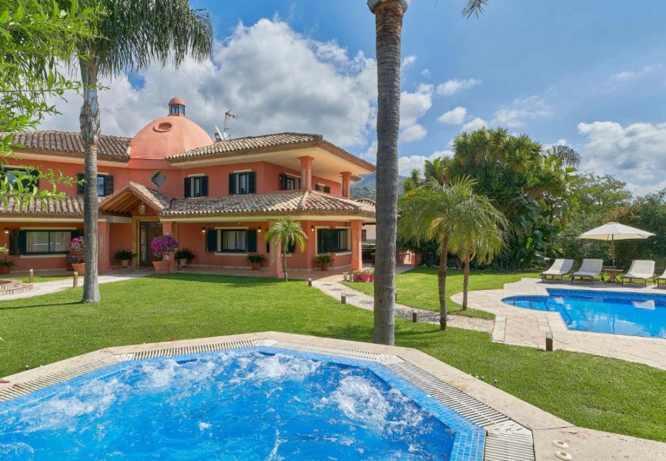 Villa in Marbella - MARBELLA PREMIUM VILLA by HOMING