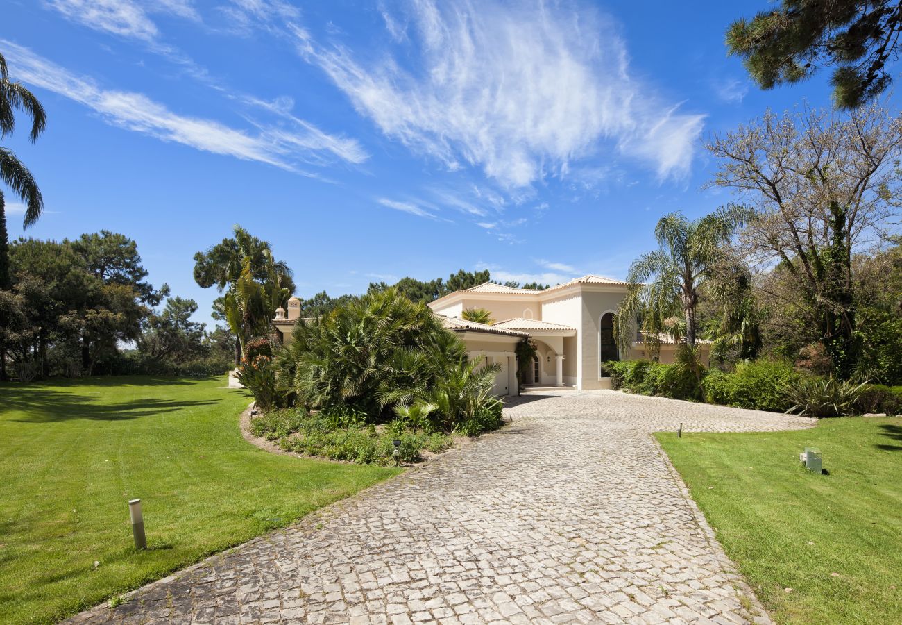 Villa in Quinta do Lago - QUINTA DO LAGO AMAZING VILLA 2 WITH POOL by HOMING