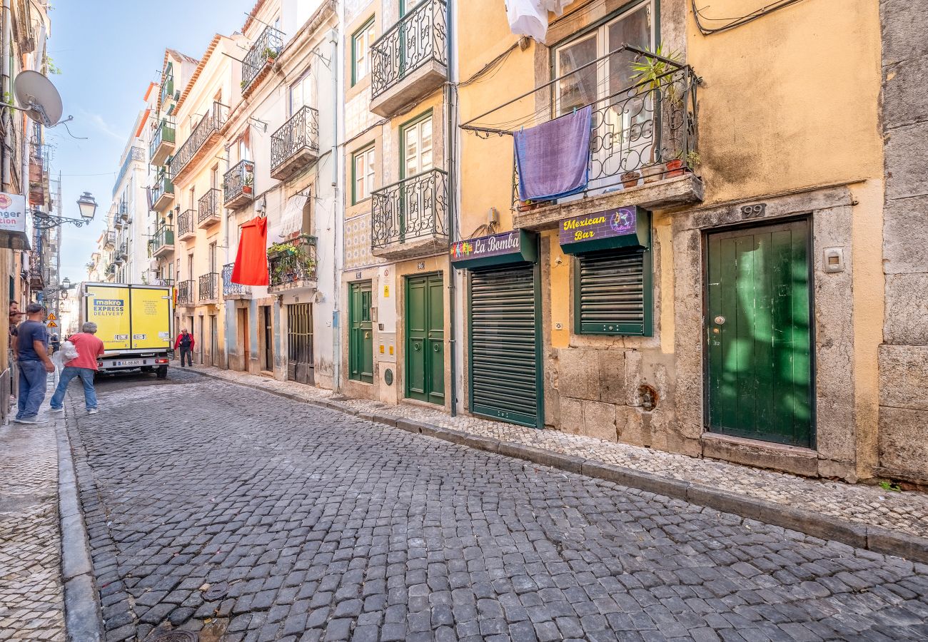 Studio in Lisbon - BAIRRO ALTO PRIME STUDIO I by HOMING