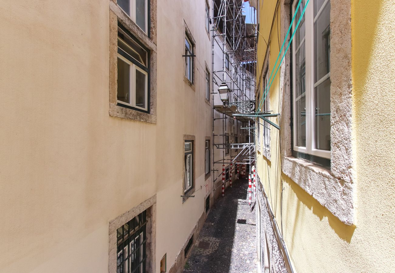 Studio in Lisbon - DOWNTOWN CHARMING II by HOMING