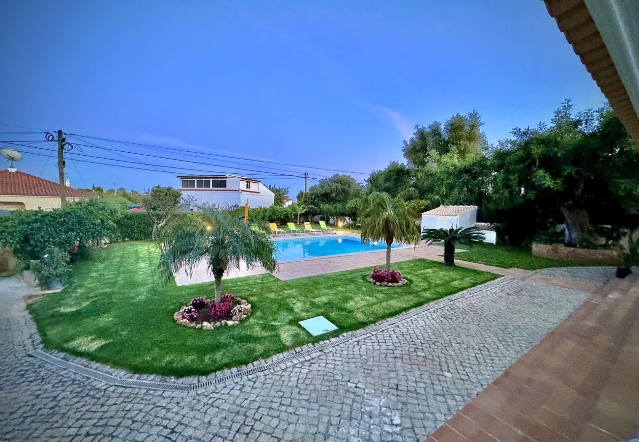 Villa in Loulé - ALMANCIL EXCELLENCE VILLA WITH POOL by HOMING