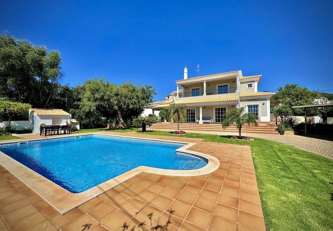 Villa in Loulé - ALMANCIL EXCELLENCE VILLA WITH POOL by HOMING