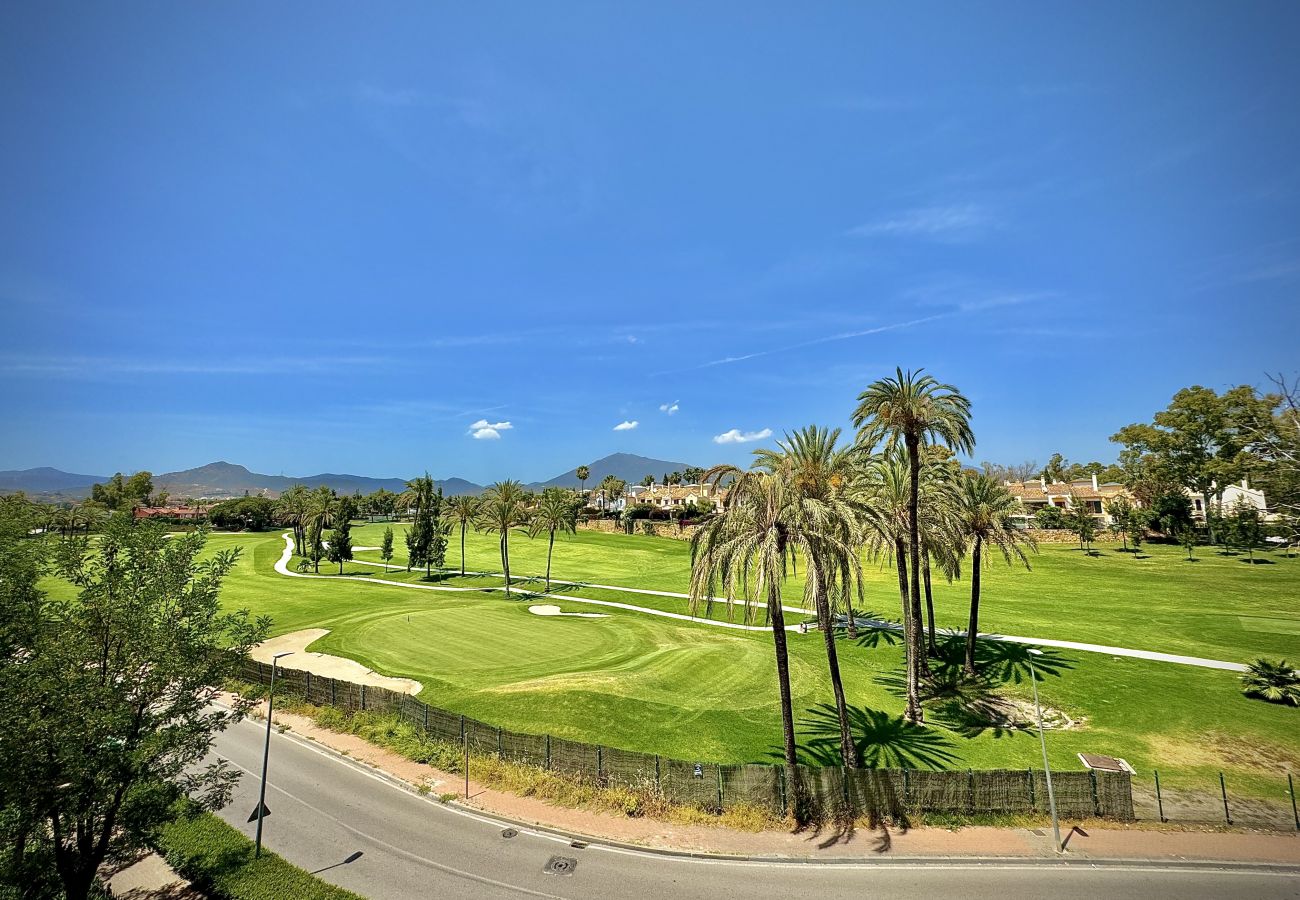 Residence in Marbella - GUADALMINA ALTA GOLF VIEWS by HOMING